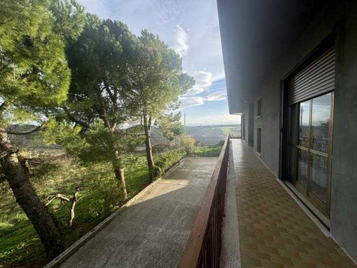 Image No.46-4 Bed Villa / Detached for sale