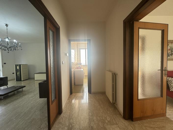 Image No.29-4 Bed Villa / Detached for sale