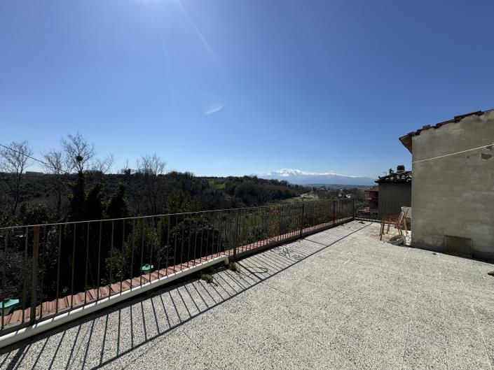 Image No.31-Villa for sale