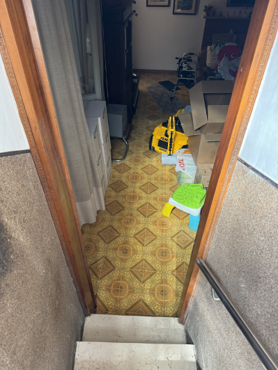 Image No.33-2 Bed Townhouse for sale