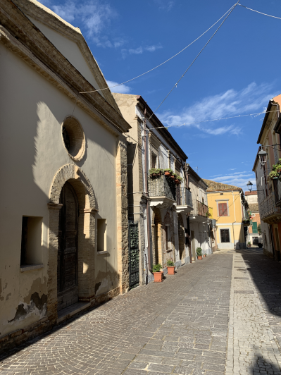 Image No.51-2 Bed Townhouse for sale