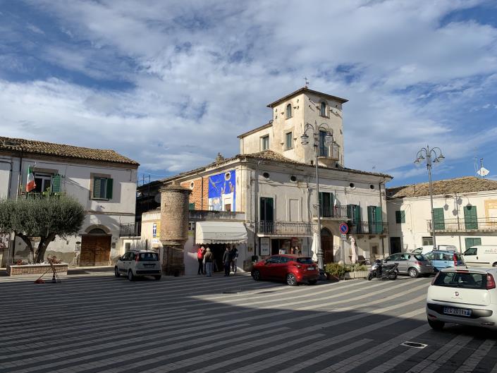 Image No.55-2 Bed Townhouse for sale