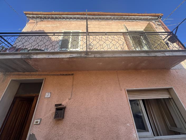 Image No.4-2 Bed Townhouse for sale