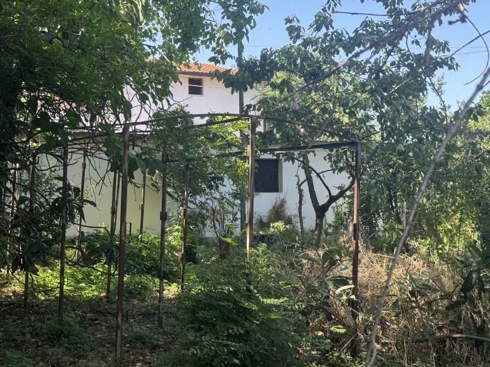 Image No.10-4 Bed Country Property for sale