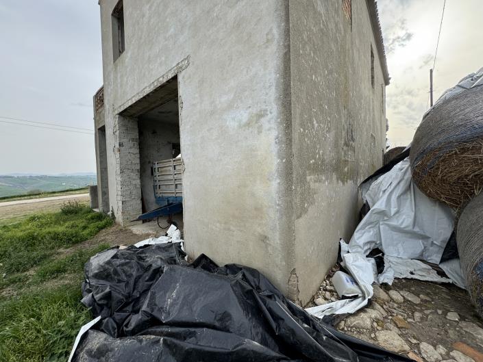 Image No.9-Country House for sale