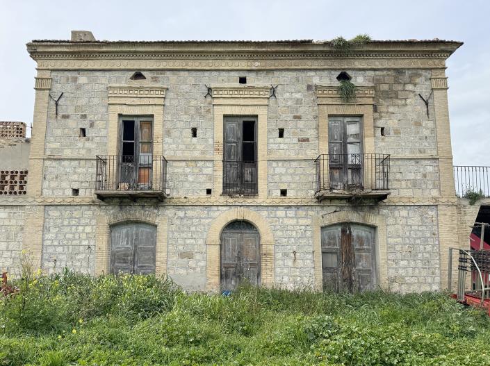 Image No.1-Villa / Detached for sale