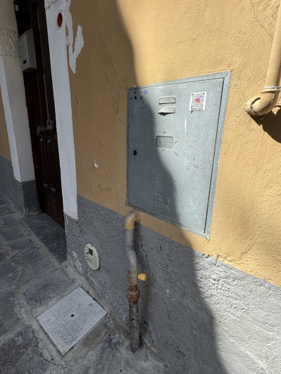 Image No.35-3 Bed Townhouse for sale