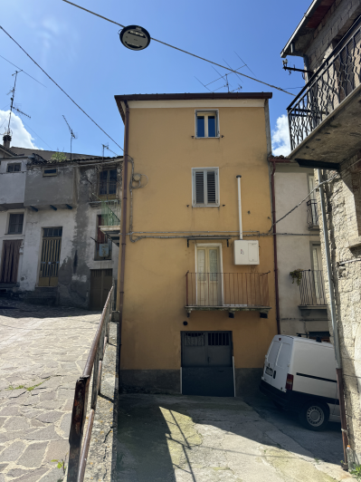 Image No.43-3 Bed Townhouse for sale