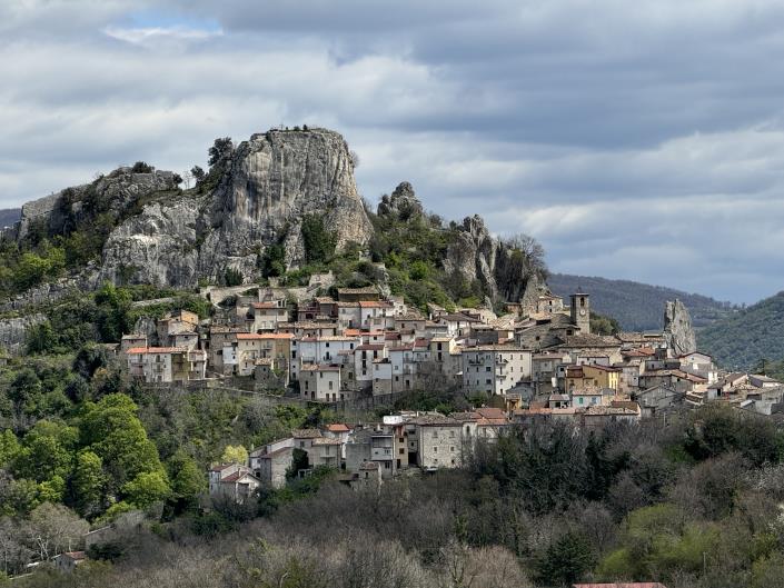 Image No.44-2 Bed Townhouse for sale