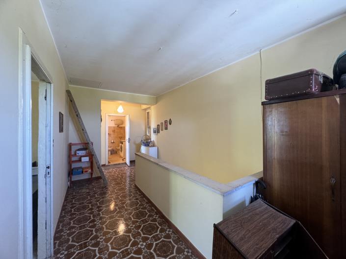 Image No.23-3 Bed Country House for sale