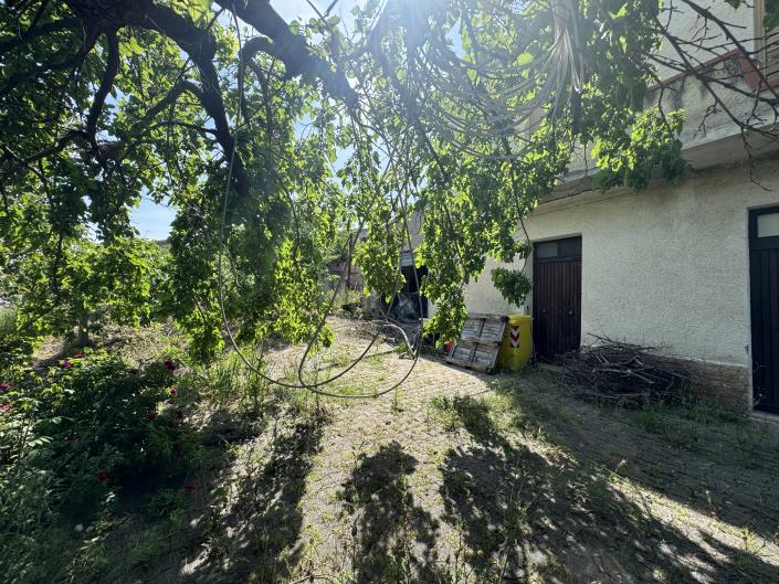 Image No.2-3 Bed Country House for sale