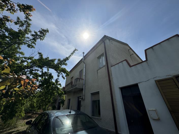 Image No.44-3 Bed Country House for sale