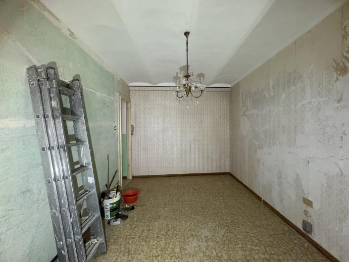 Image No.12-5 Bed Townhouse for sale