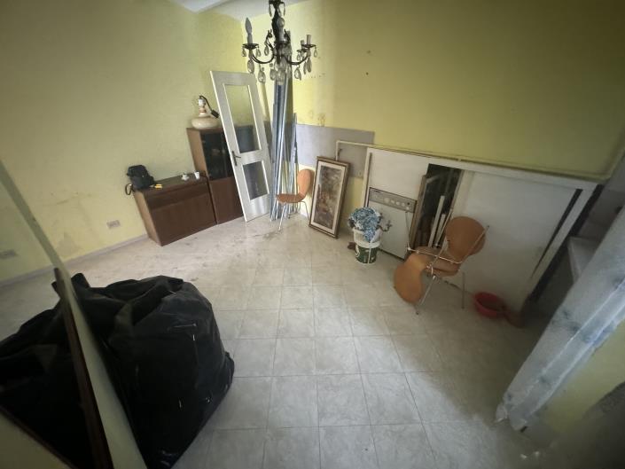 Image No.6-5 Bed Townhouse for sale