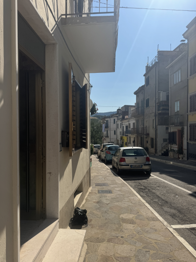 Image No.44-5 Bed Townhouse for sale