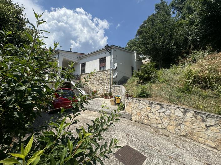 Image No.48-2 Bed Apartment for sale