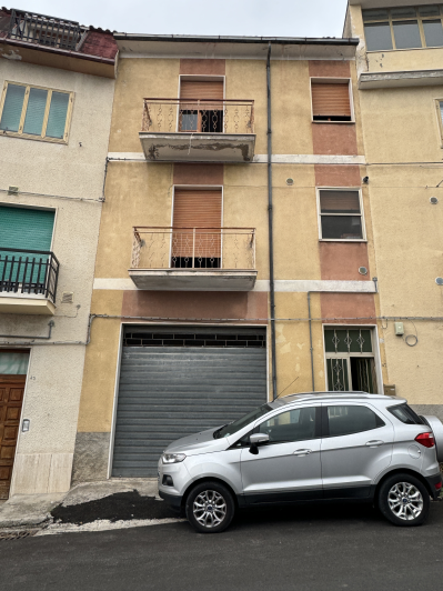 Image No.4-4 Bed Townhouse for sale