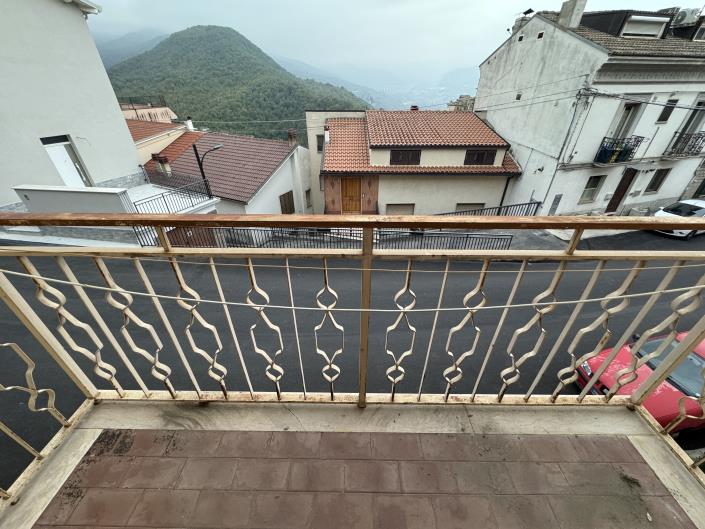 Image No.22-4 Bed Townhouse for sale