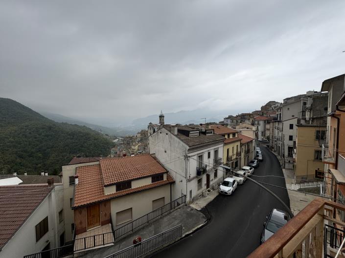 Image No.32-4 Bed Townhouse for sale