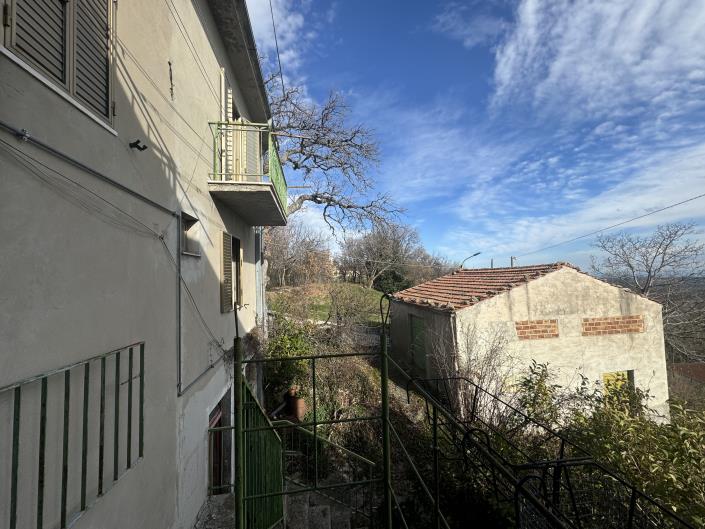 Image No.16-5 Bed Country House for sale