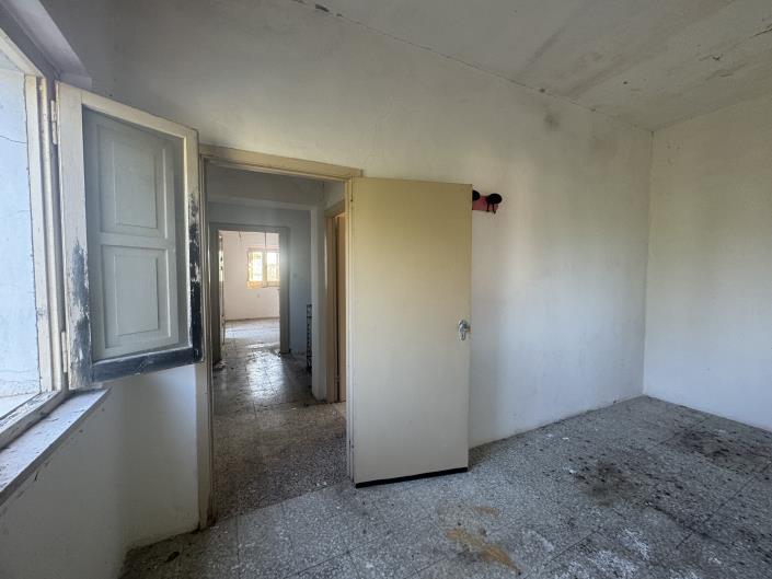 Image No.27-Farmhouse for sale