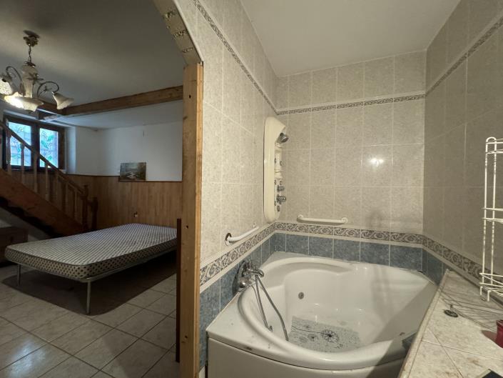 Image No.24-3 Bed Villa / Detached for sale