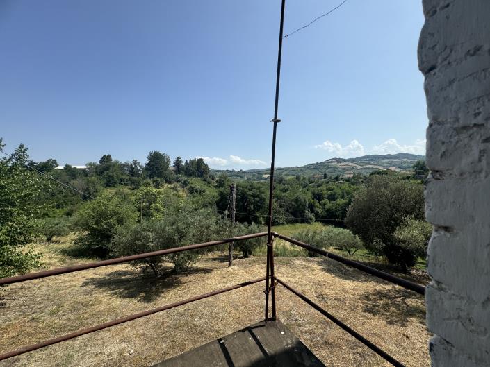 Image No.32-2 Bed Semi-Detached for sale