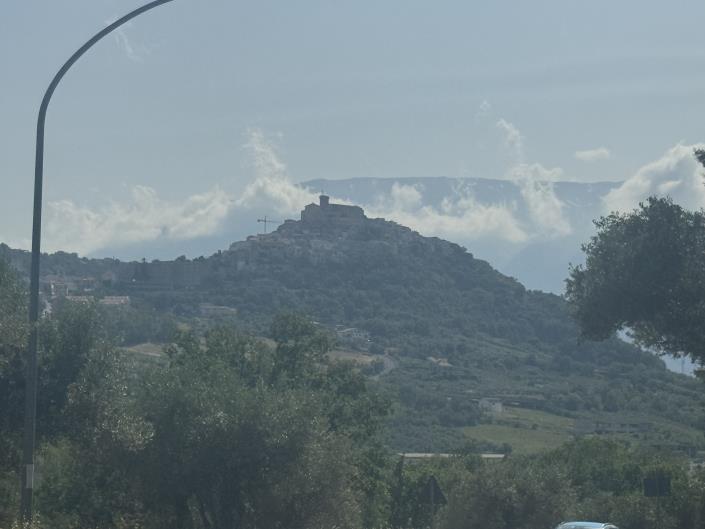 Image No.59-2 Bed Semi-Detached for sale