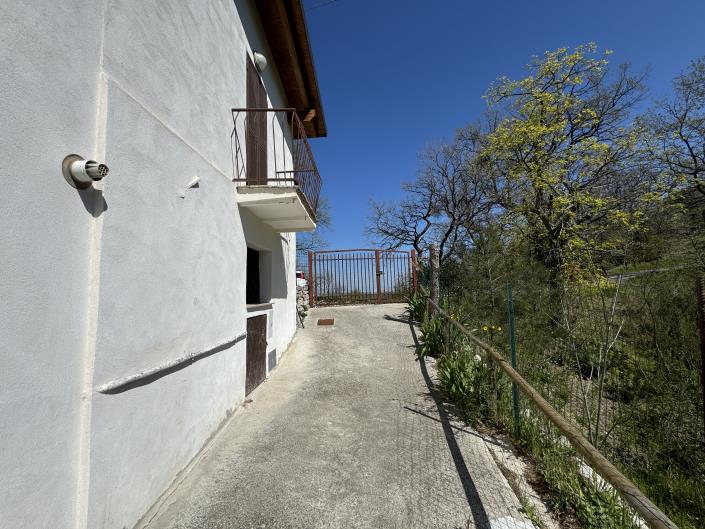 Image No.37-3 Bed Villa / Detached for sale