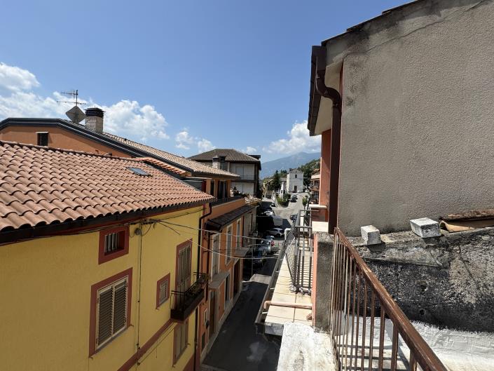 Image No.31-2 Bed Townhouse for sale