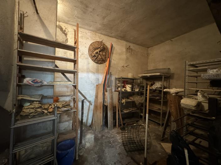 Image No.34-2 Bed Townhouse for sale