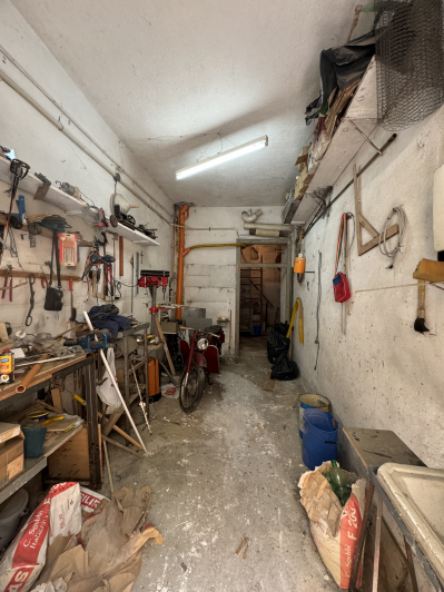 Image No.38-2 Bed Townhouse for sale