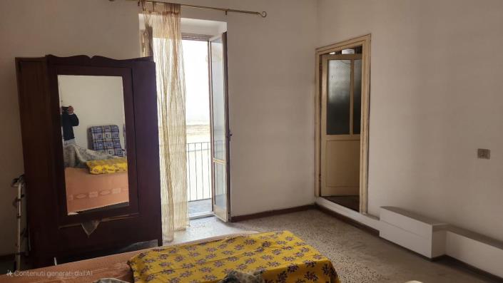 Image No.17-3 Bed Townhouse for sale