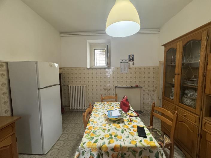 Image No.8-3 Bed Townhouse for sale