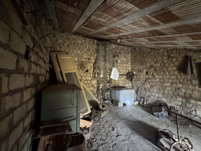 Image No.25-2 Bed Semi-Detached for sale