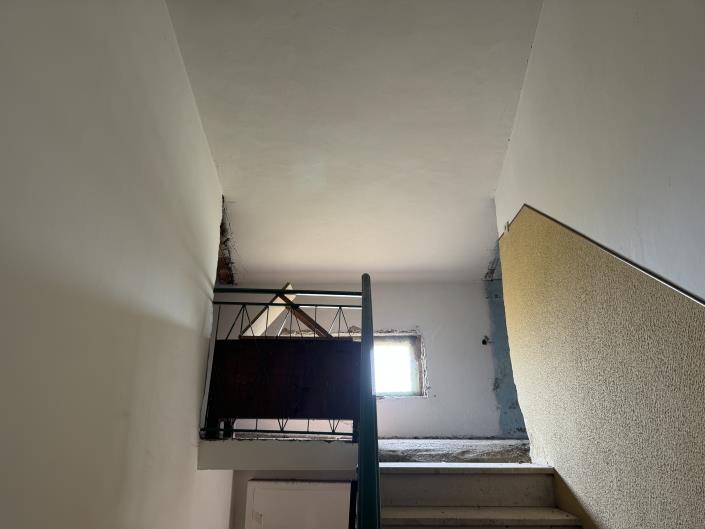 Image No.22-2 Bed Semi-Detached for sale