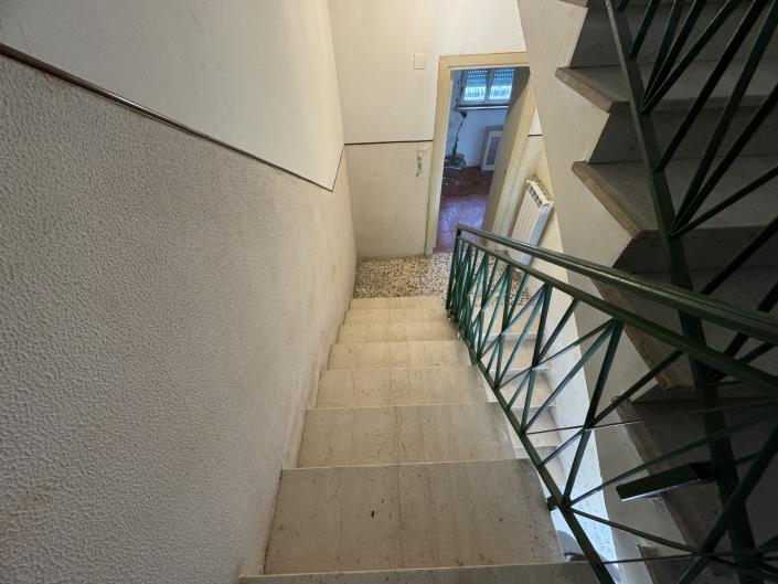 Image No.9-2 Bed Semi-Detached for sale