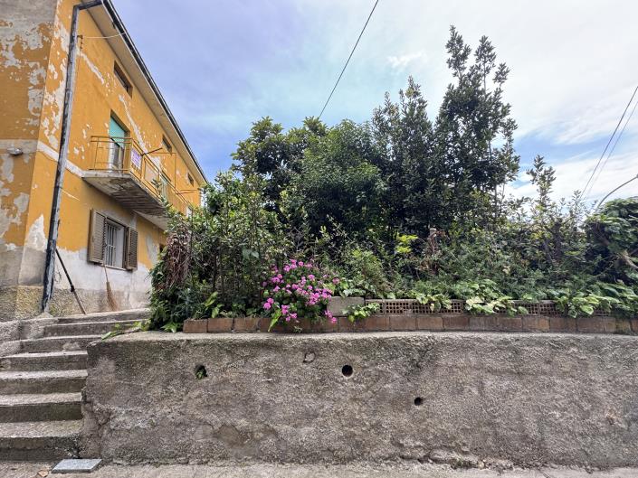 Image No.1-2 Bed Semi-Detached for sale