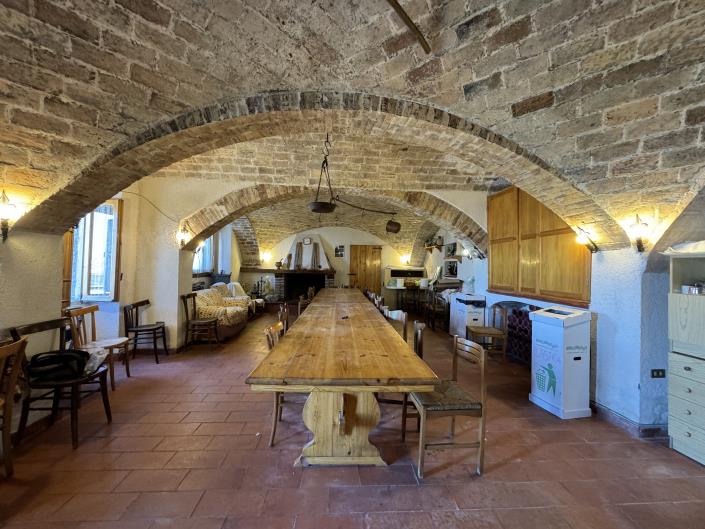 Image No.15-3 Bed House for sale