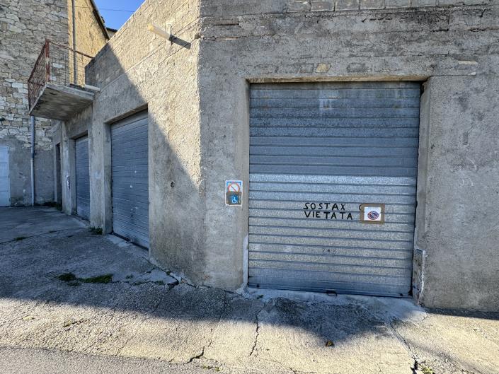 Image No.46-3 Bed House for sale