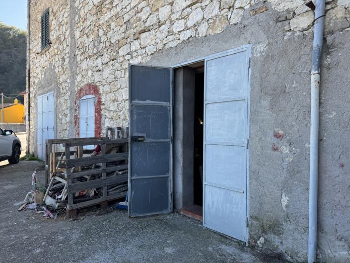 Image No.47-3 Bed House for sale