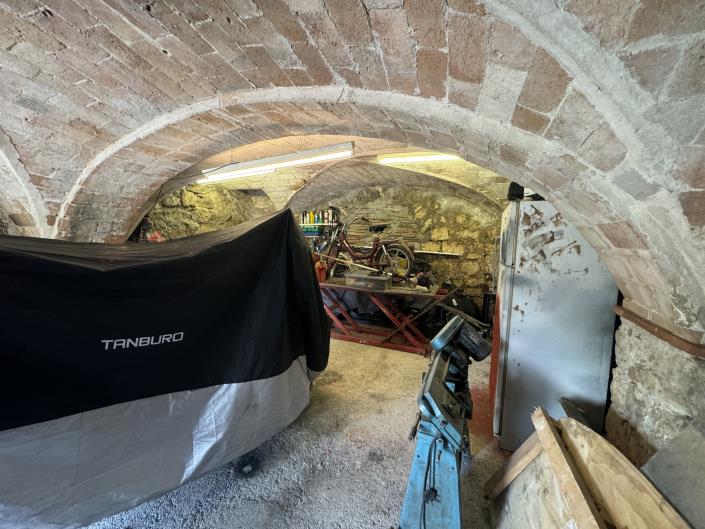 Image No.33-2 Bed Village House for sale