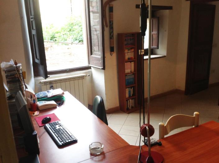 Image No.50-6 Bed Townhouse for sale