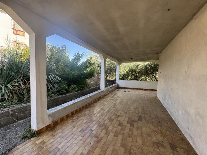 Image No.22-3 Bed House for sale