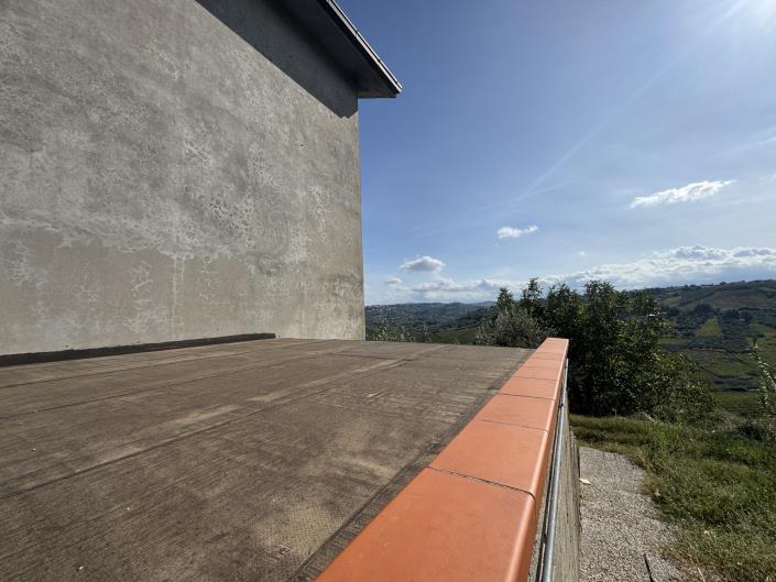 Image No.33-3 Bed House for sale