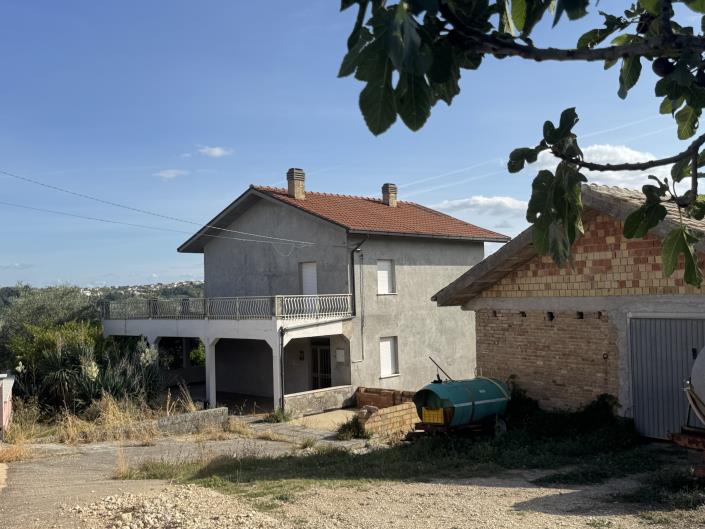 Image No.3-3 Bed House for sale