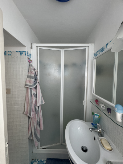 Image No.24-1 Bed Apartment for sale