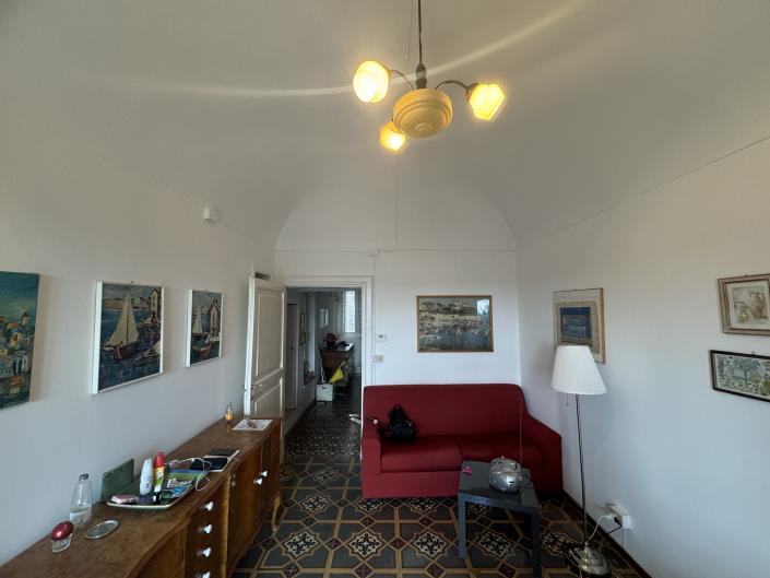 Image No.10-1 Bed Apartment for sale