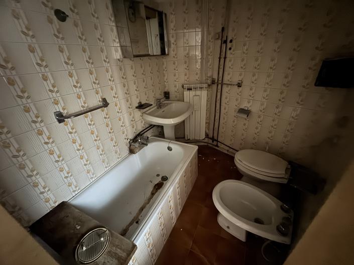 Image No.28-1 Bed Townhouse for sale