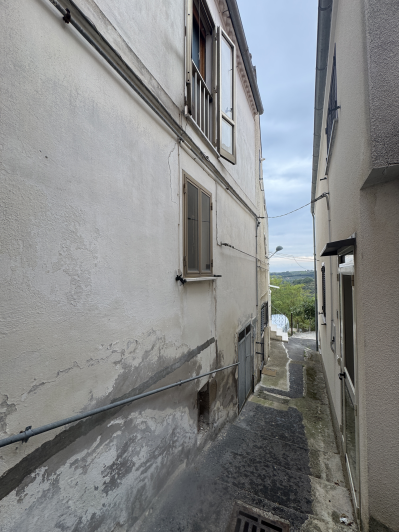 Image No.32-1 Bed Townhouse for sale